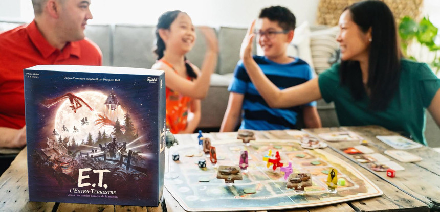 E.T. L'Extra-Terrestre : Jeu à des années-lumière de la maison